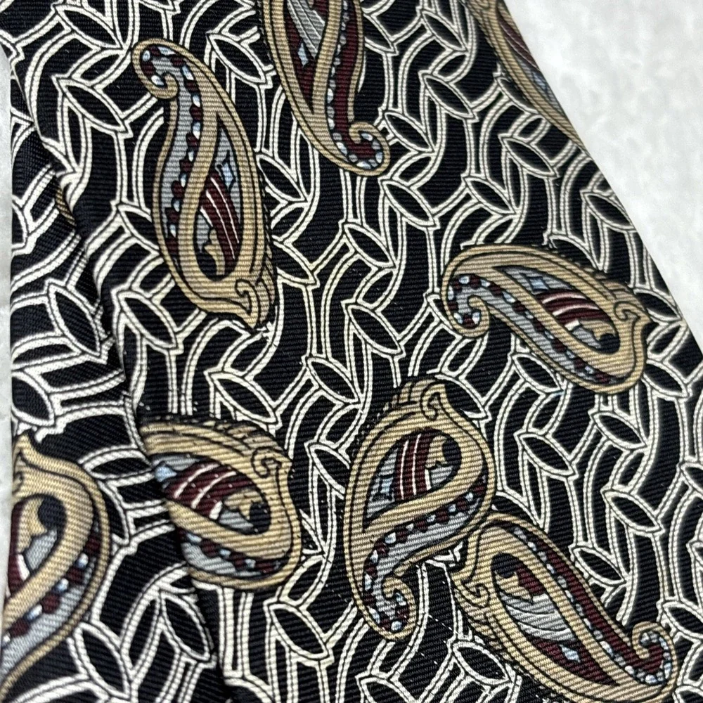 Vintage Salvatori Tie Paisley Harp Black Optical Illusion Hypnotic 3.75x59